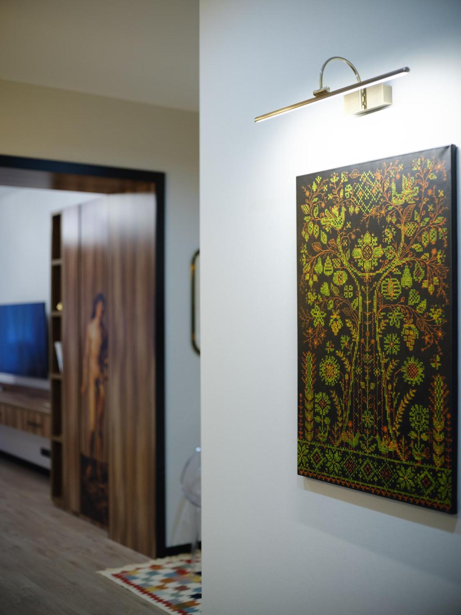 Mola Mola Apart Hotel Lviv Bagian luar foto