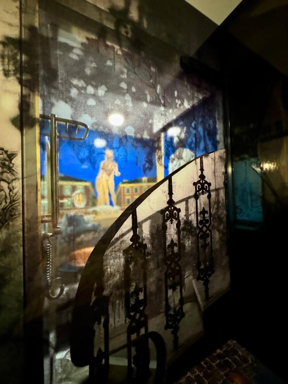Mola Mola Apart Hotel Lviv Bagian luar foto